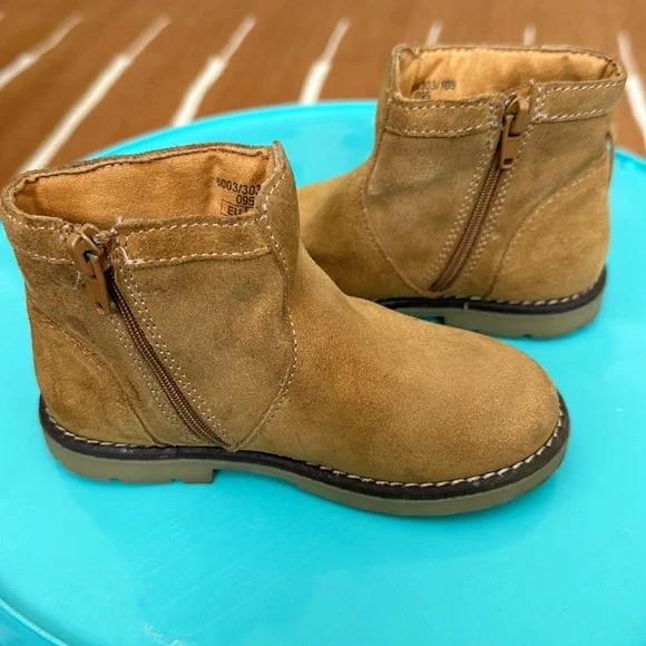 Cute Zara Fringe Boots - Picture 4 of 7